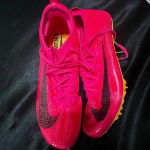 Nike super fly hot pink spikes